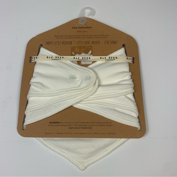 New Rae Dunn Baby Bandana Bibs Set of 3 Valentine’s - Picture 7 of 7